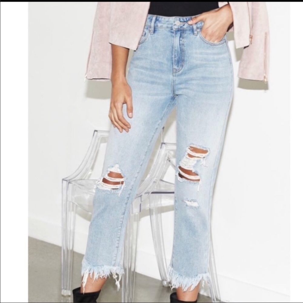 ♥️Kendall and Kylie Distressed Denim